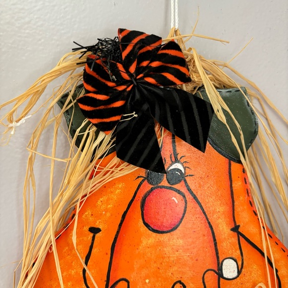 Mrs. Pumpkin Halloween Happy Haunting Wooden Hanging Sign Decoration - Picture 8 of 12